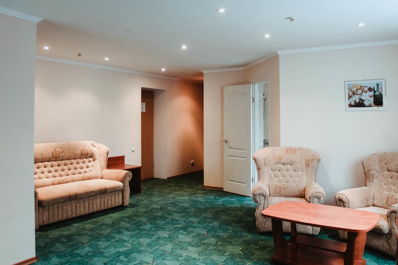 Kanna Hotel Askania-Nova 外观 照片
