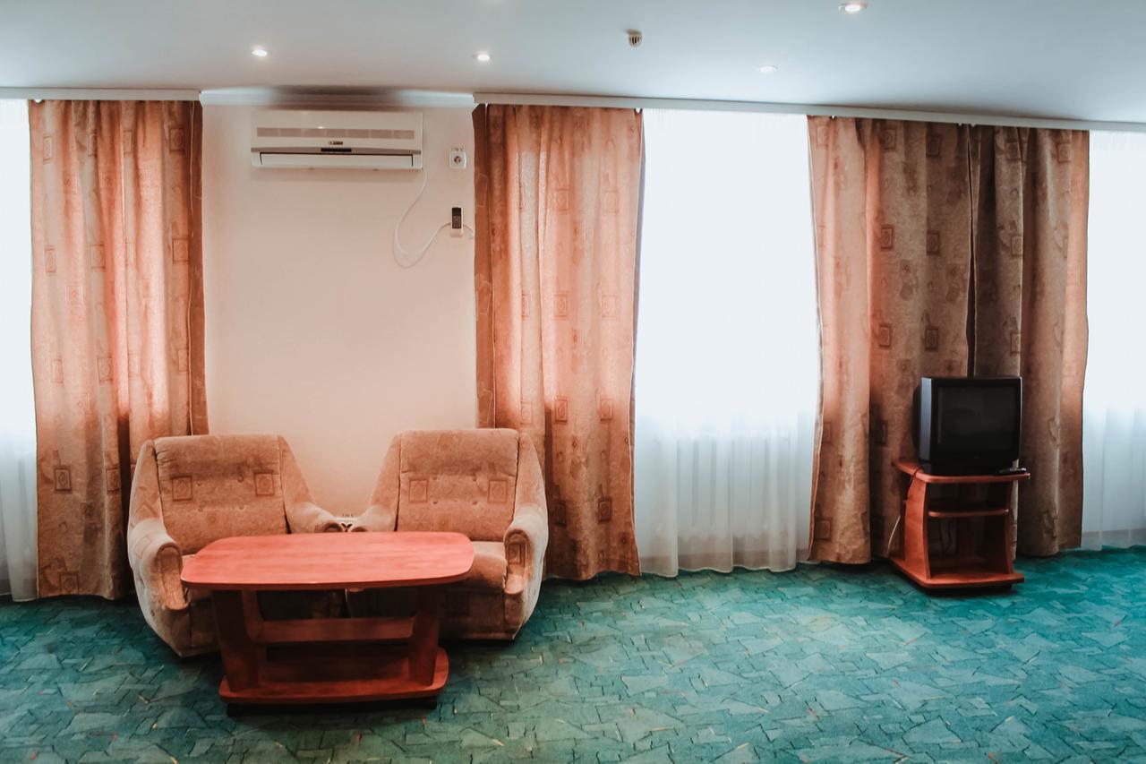 Kanna Hotel Askania-Nova 外观 照片