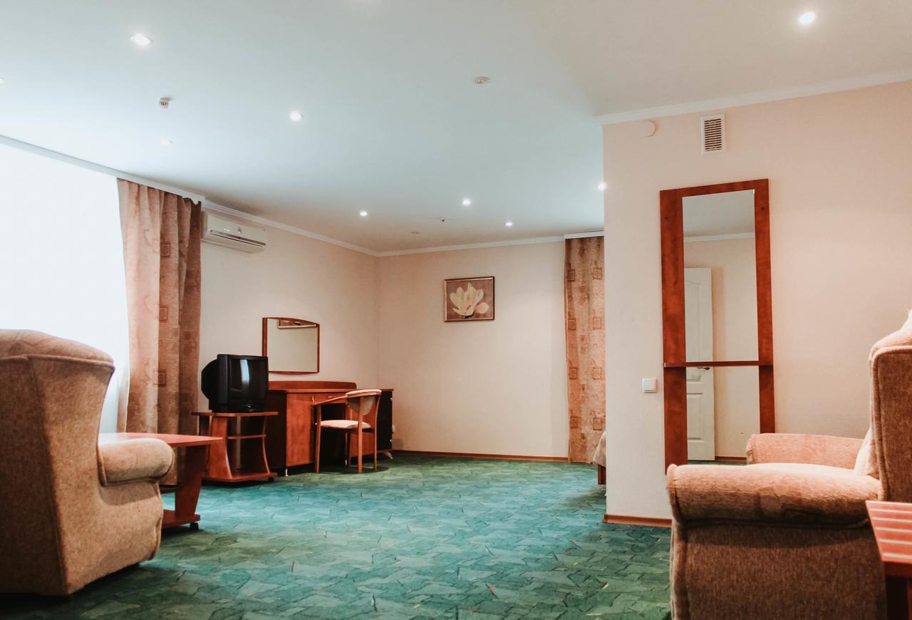 Kanna Hotel Askania-Nova 外观 照片